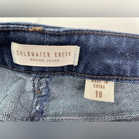 Coldwater Creek Blue Jean Shorts Classic Style Size 18 - Picture 3 of 8